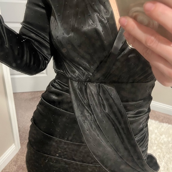 Black sparkle dress. - Picture 3 of 3